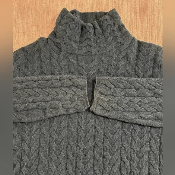 ♥️Garnet Hill Cashmere Cabled T-Neck - Picture 5 of 15